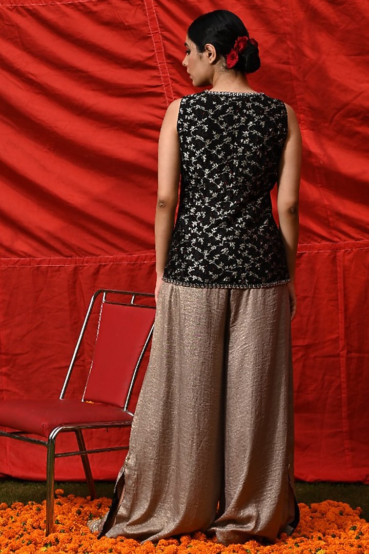 Black Pure Silk Embroidered Jacket Set by Aradhana & Aparna at Pernia's Pop Up Shop