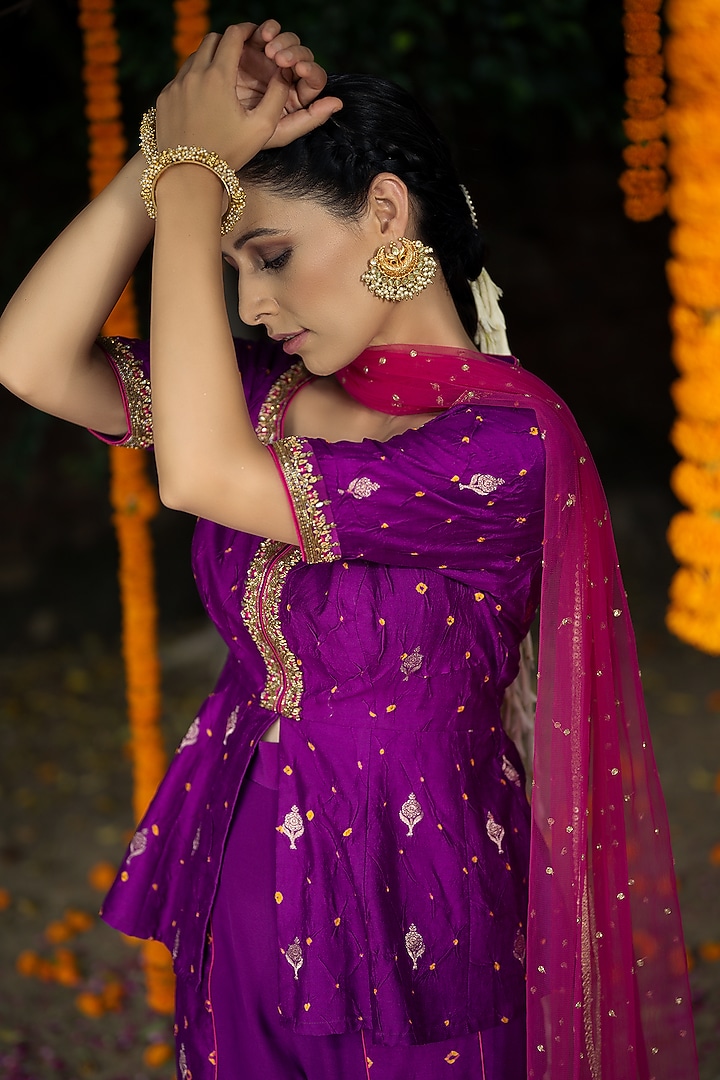 Purple Pure Silk & Pure Crepe Pant Set by Aradhana & Aparna at Pernia's Pop Up Shop