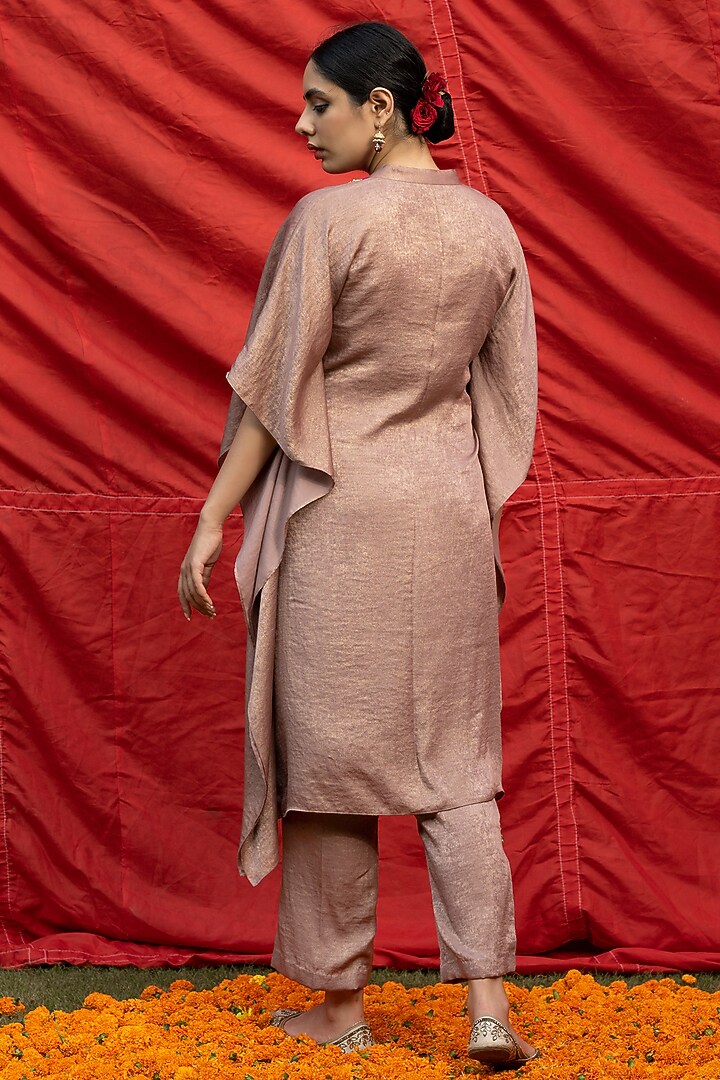 Rose Gold Hammer Georgette Tunic Set by Aradhana & Aparna at Pernia's Pop Up Shop