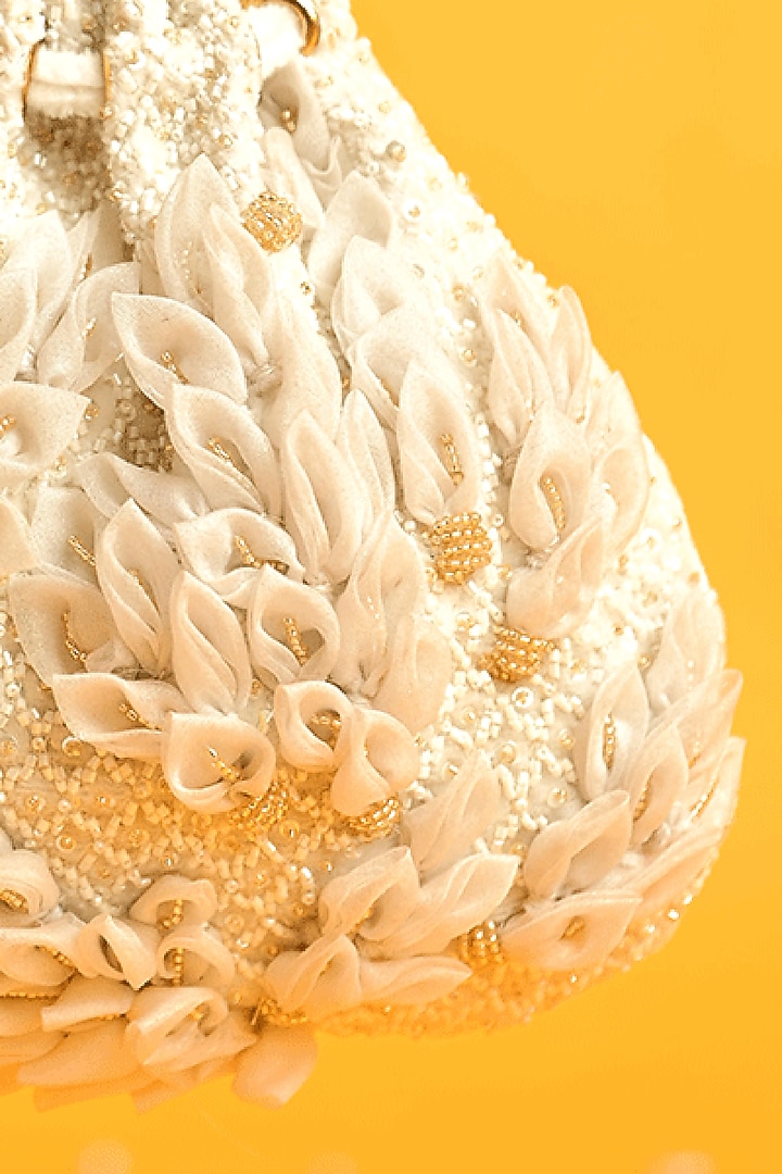 White Velvet Embellished Potli by Ara Studio at Pernia's Pop Up Shop
