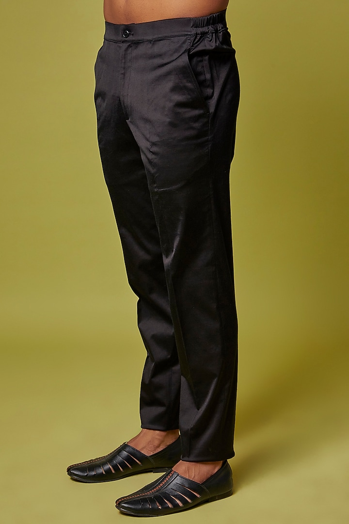 Black Chanderi Silk Printed & Embroidered Kurta Set by ARJAN DUGAL at Pernia's Pop Up Shop