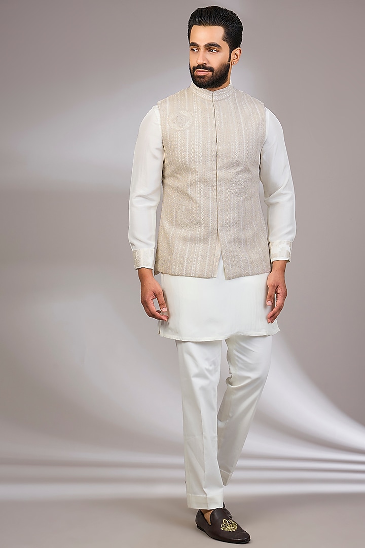 Off-White Organza & Habutai Silk Bundi Jacket Set by ARJAN DUGAL at Pernia's Pop Up Shop