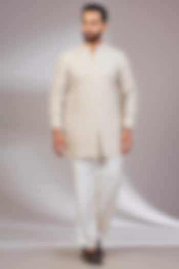 Off White Georgette & Satin Kurta Set by ARJAN DUGAL at Pernia's Pop Up Shop