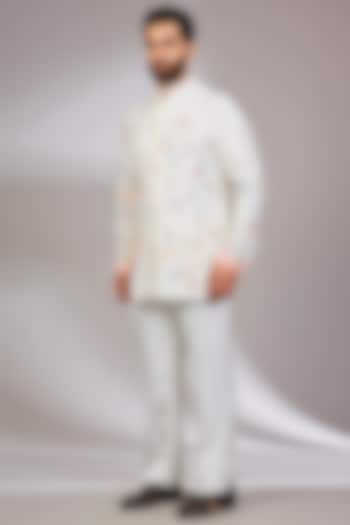 Off-White Georgette & Satin Kurta Set by ARJAN DUGAL at Pernia's Pop Up Shop