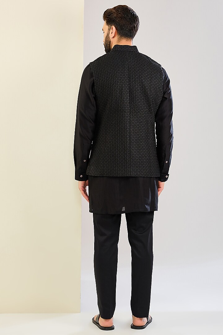 Black Chanderi Silk Thread Embroidered Bundi Jacket Set by ARJAN DUGAL at Pernia's Pop Up Shop