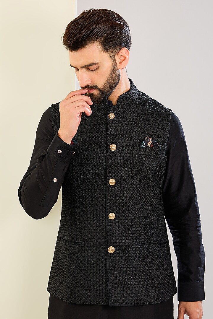 Black Chanderi Silk Thread Embroidered Bundi Jacket Set by ARJAN DUGAL at Pernia's Pop Up Shop