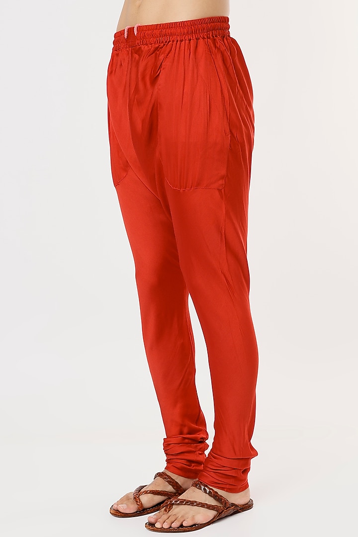 Off-White Modal Silk Satin Floral Digital Printed Kurta Set by ARJAN DUGAL at Pernia's Pop Up Shop