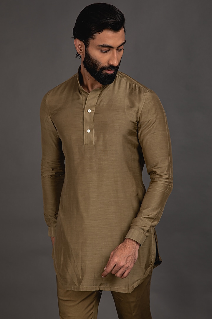 Olive Green Chanderi Silk Kurta Set by ARJAN DUGAL at Pernia's Pop Up Shop