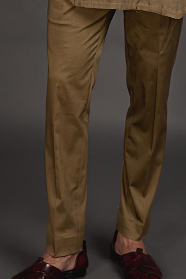 Olive Green Chanderi Silk Kurta Set by ARJAN DUGAL at Pernia's Pop Up Shop