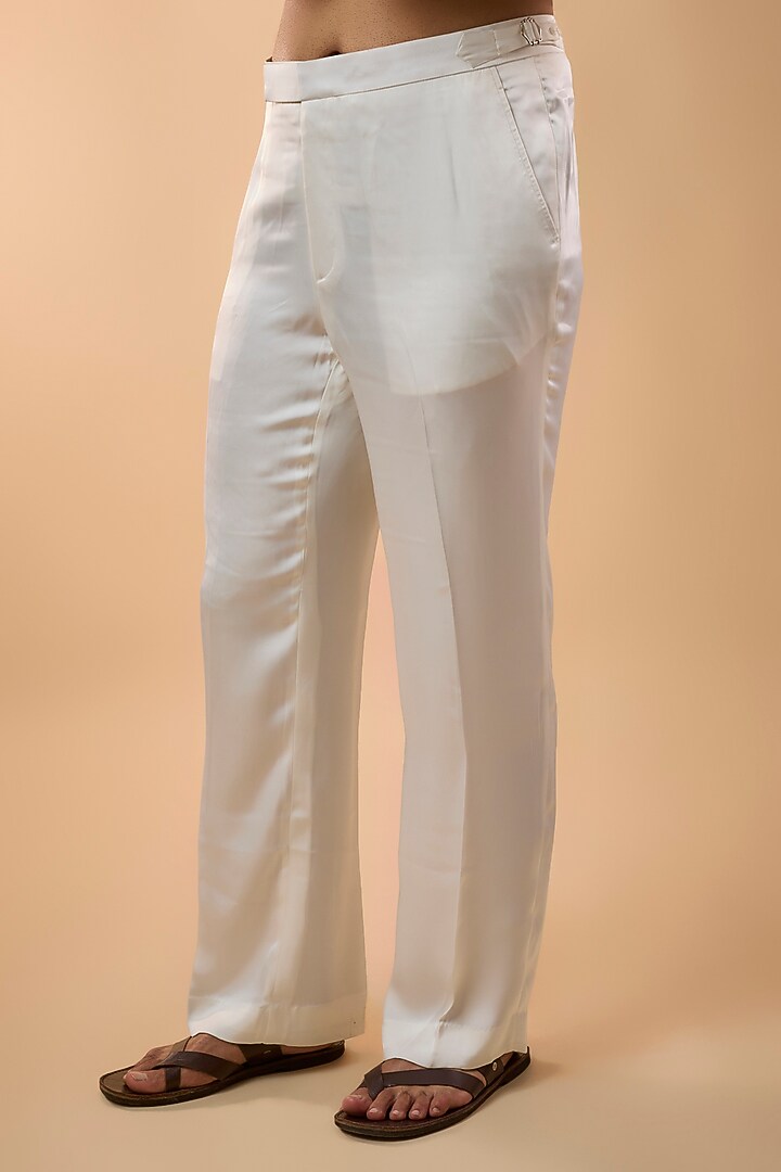 Off-White Organza Silk Kurta Set by ARJAN DUGAL at Pernia's Pop Up Shop