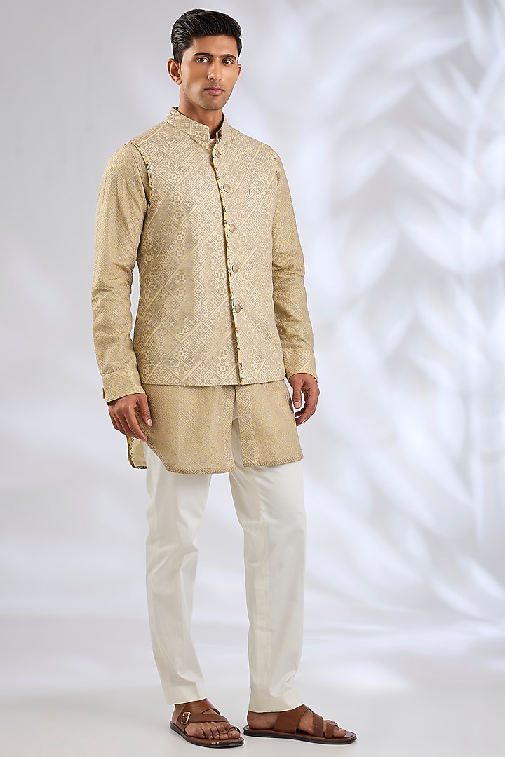 Yellow & Grey Georgette Bundi Set by ARJAN DUGAL at Pernia's Pop Up Shop