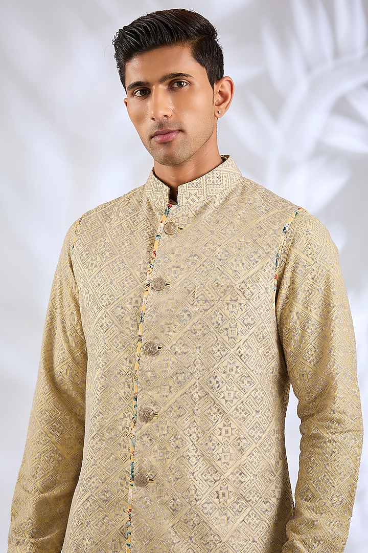 Yellow & Grey Georgette Bundi Set by ARJAN DUGAL at Pernia's Pop Up Shop