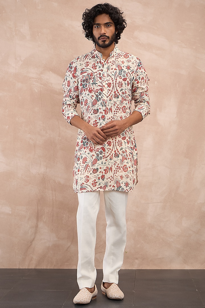 Off-White Linen Printed Kurta Set by ARJAN DUGAL at Pernia's Pop Up Shop