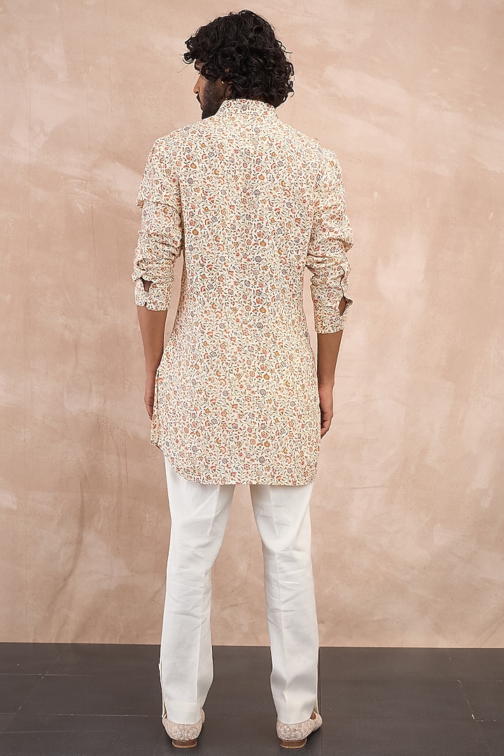 Off-White Linen Printed Kurta Set by ARJAN DUGAL at Pernia's Pop Up Shop