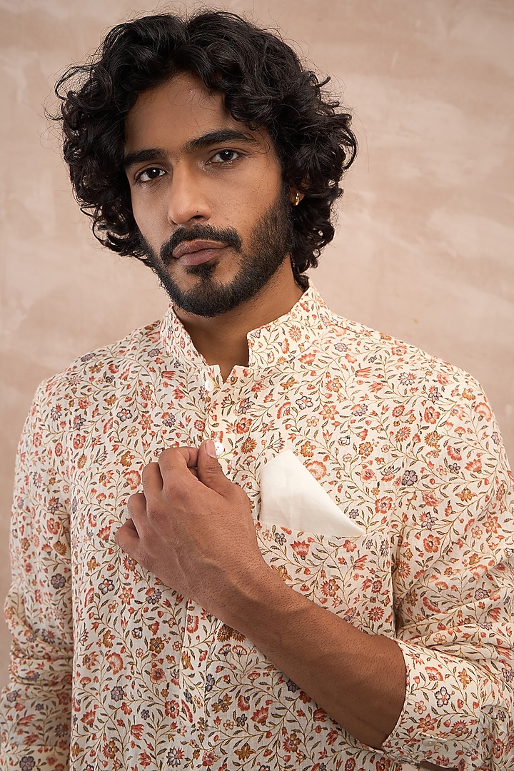 Off-White Linen Printed Kurta Set by ARJAN DUGAL at Pernia's Pop Up Shop