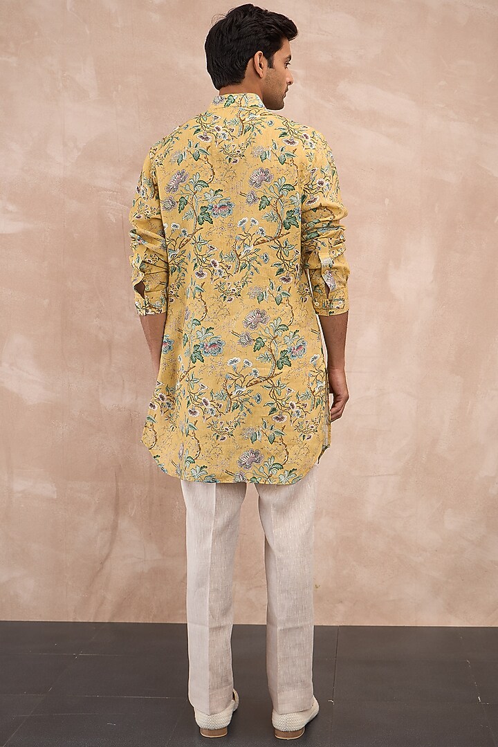 Mustard Linen Printed Kurta Set by ARJAN DUGAL at Pernia's Pop Up Shop