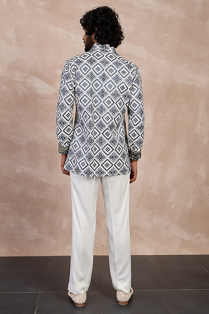 Ivory & Charcoal Chanderi Silk Thread Embroidered Kurta Set by ARJAN DUGAL at Pernia's Pop Up Shop