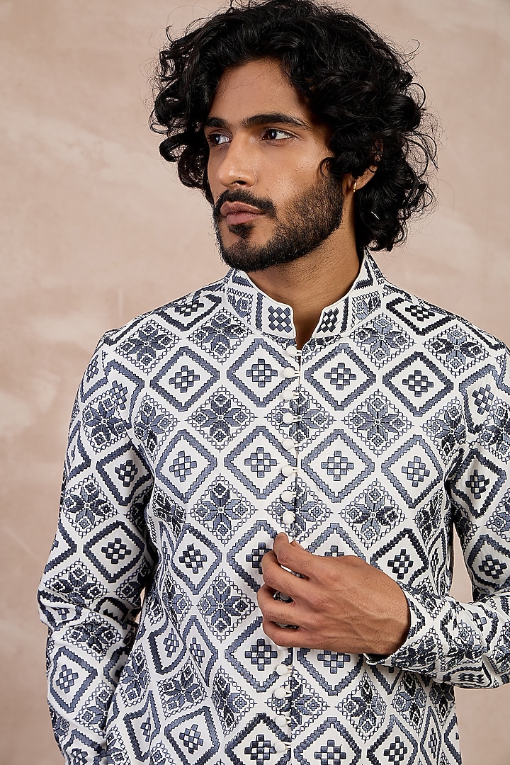 Ivory & Charcoal Chanderi Silk Thread Embroidered Kurta Set by ARJAN DUGAL at Pernia's Pop Up Shop