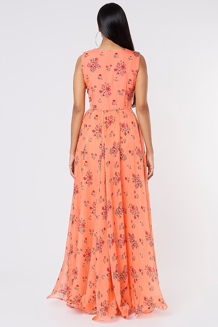 Peach Embroidered Tunic Set by Label Anushree at Pernia's Pop Up Shop