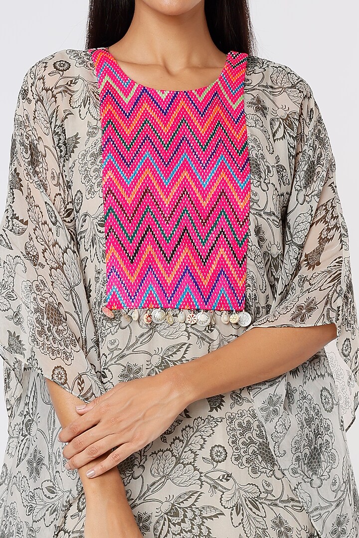 Green Printed Kaftan Set by Label Anushree at Pernia's Pop Up Shop