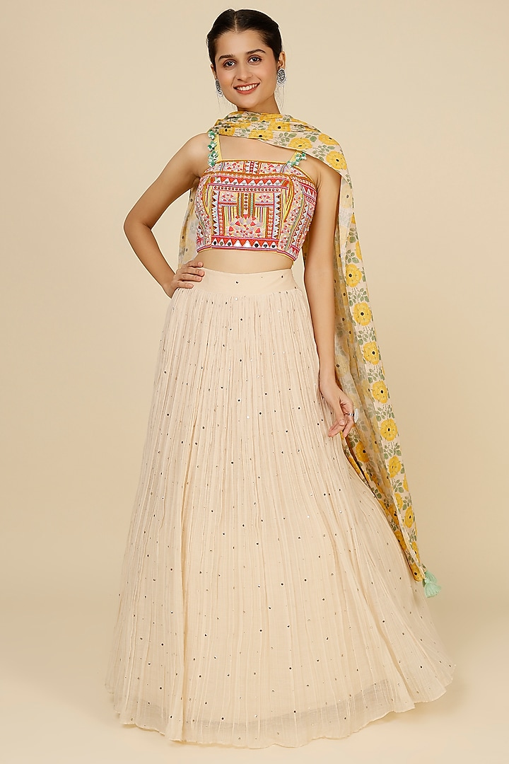 Ivory Chanderi Tarkarshi Skirt Set by Label Anushree