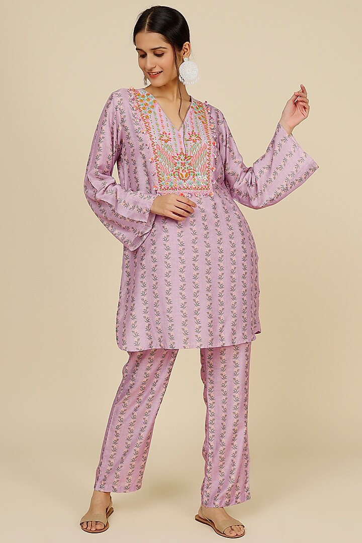 Lavender Silk Patch Embroidered Co-Ord Set by Label Anushree at Pernia's Pop Up Shop