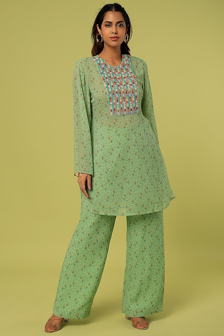 Sage Green Embroidered Tunic Set by Label Anushree at Pernia's Pop Up Shop