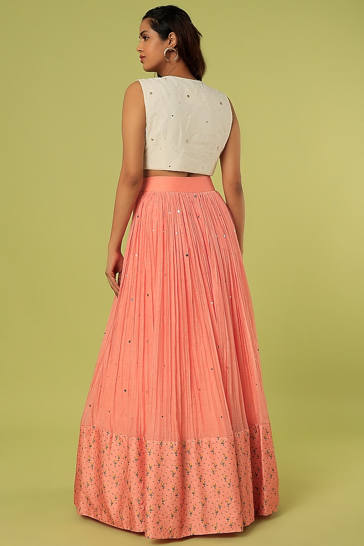 Pink Georgette Wedding Lehenga Set by Label Anushree at Pernia's Pop Up Shop