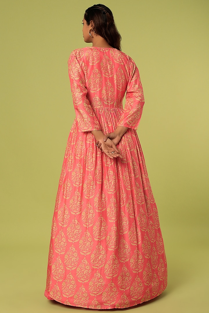 Coral Pink Silk Skirt Set by Label Anushree at Pernia's Pop Up Shop