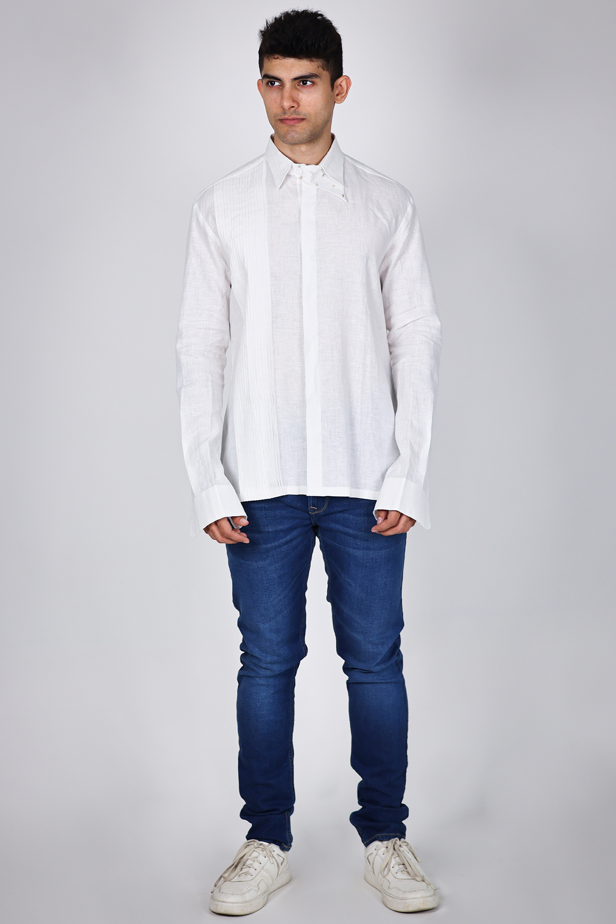 White Linen Hand Embroidered Shirt by Arya Giri Men