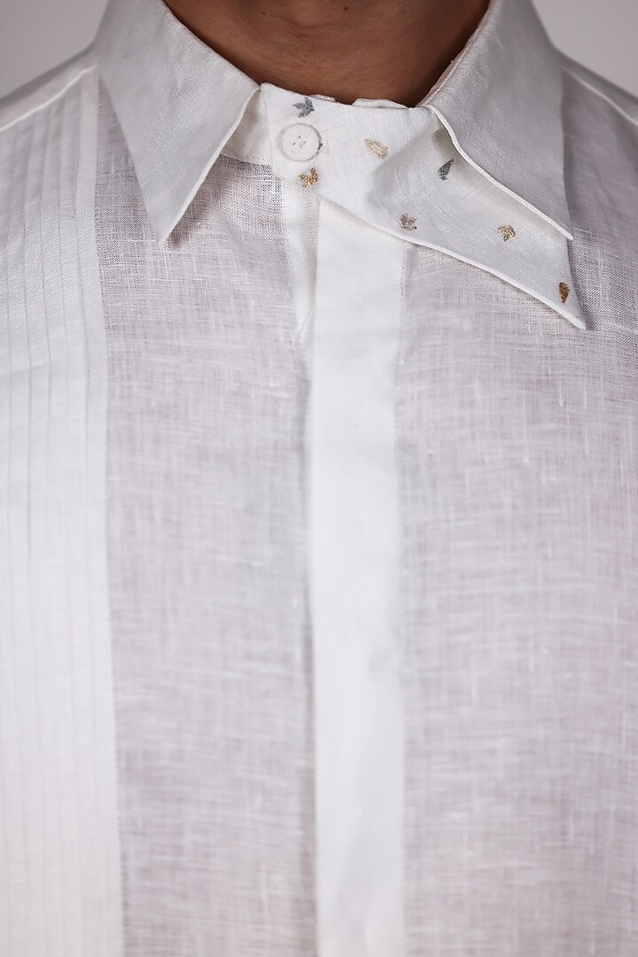 White Linen Hand Embroidered Party Wear Shirt by Arya Giri Men at Pernia's Pop Up Shop