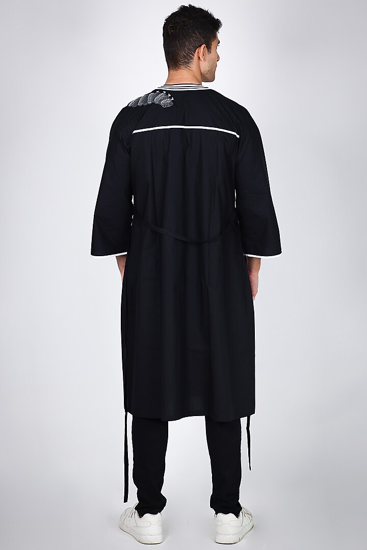 Black Poplin Hand Embroidered Kimono Jacket by Arya Giri Men at Pernia's Pop Up Shop