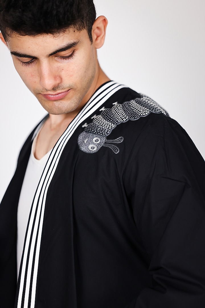 Black Poplin Hand Embroidered Kimono Jacket by Arya Giri Men at Pernia's Pop Up Shop