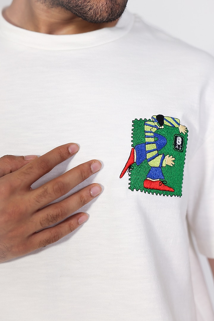 White Cotton Knit Patch Embroidered T-Shirt by Arya Giri Men at Pernia's Pop Up Shop