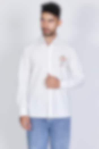 White Poplin Hand Embroidered Party Wear Shirt by Arya Giri Men at Pernia's Pop Up Shop
