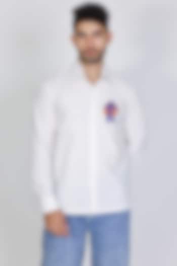 White Poplin Hand Embroidered Party Wear Shirt by Arya Giri Men at Pernia's Pop Up Shop