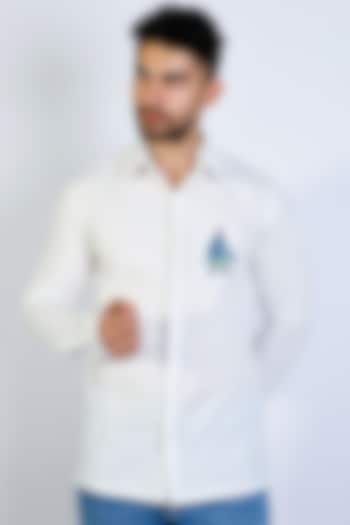 White Poplin Hand Embroidered Party Wear Shirt by Arya Giri Men at Pernia's Pop Up Shop