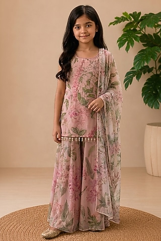 Pink Recycled Chiffon Floral Embroidered Kurta Set For Girls by AROOP SHOP INDIA KIDS