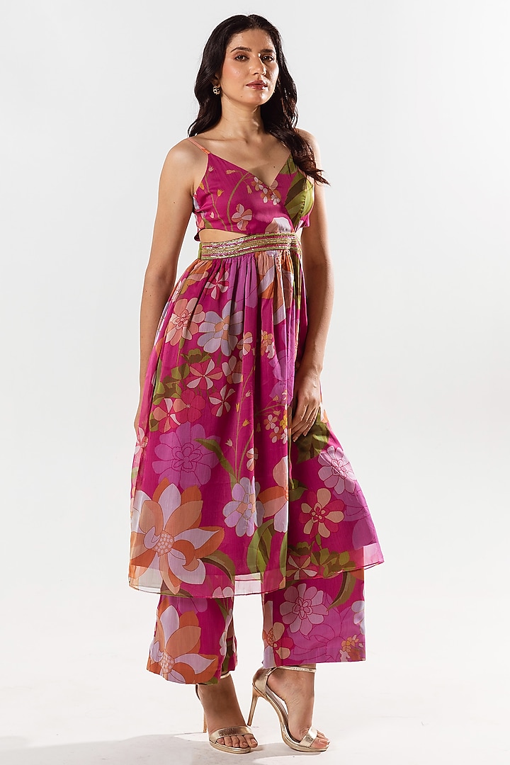 Magenta Recycled Chiffon Printed Cut-Out Kurta Set by AROOP SHOP INDIA at Pernia's Pop Up Shop