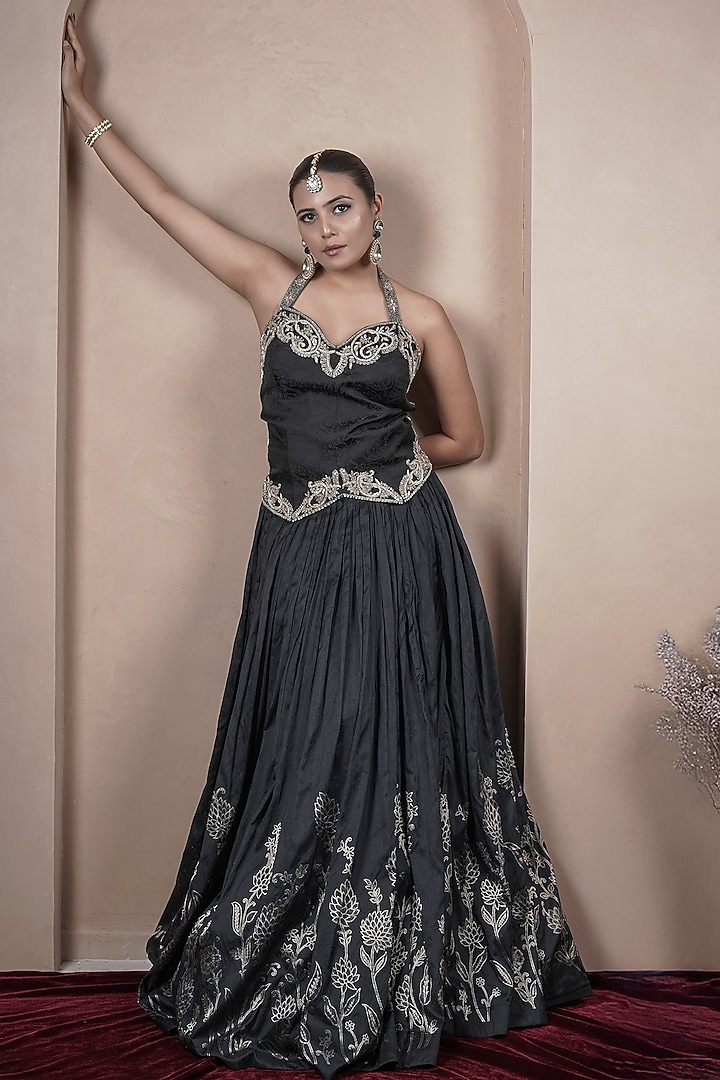 Black Jacquard Weave Gathered Wedding Lehenga Set by ARJE India at Pernia's Pop Up Shop
