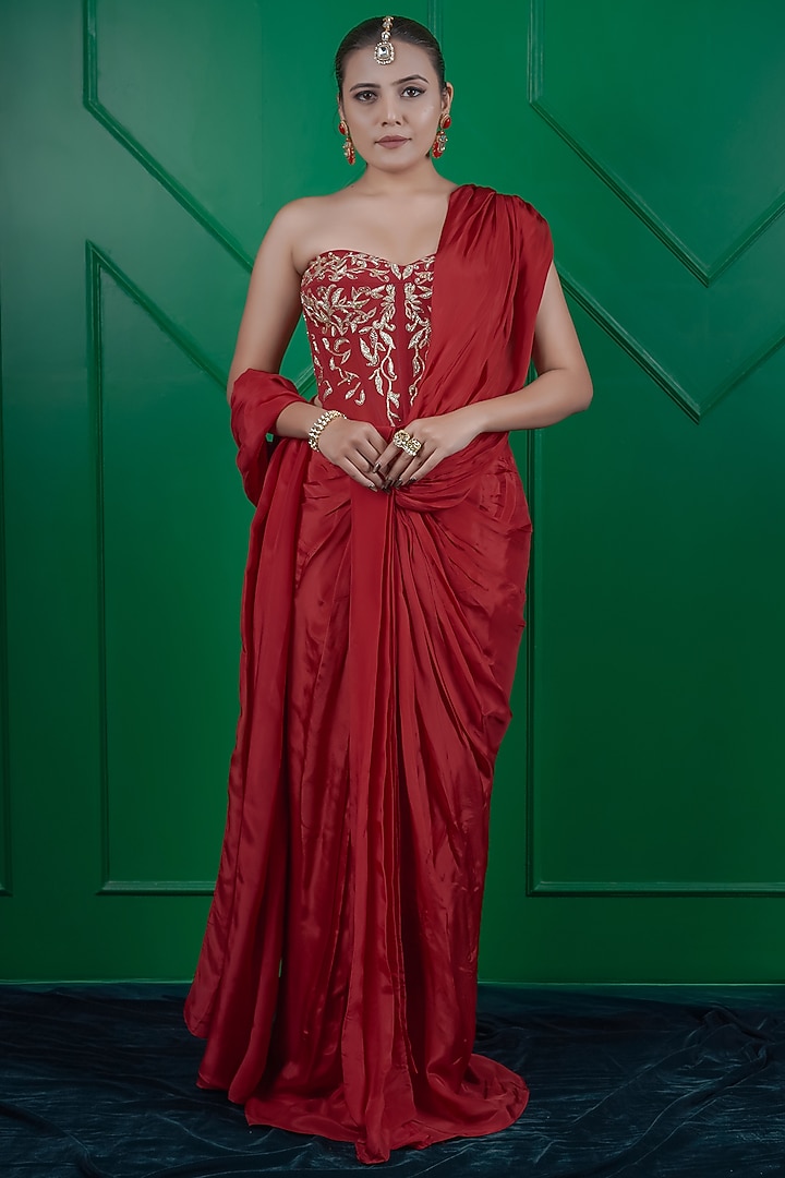 Red Organza Draped Wedding Saree Set by ARJE India at Pernia's Pop Up Shop