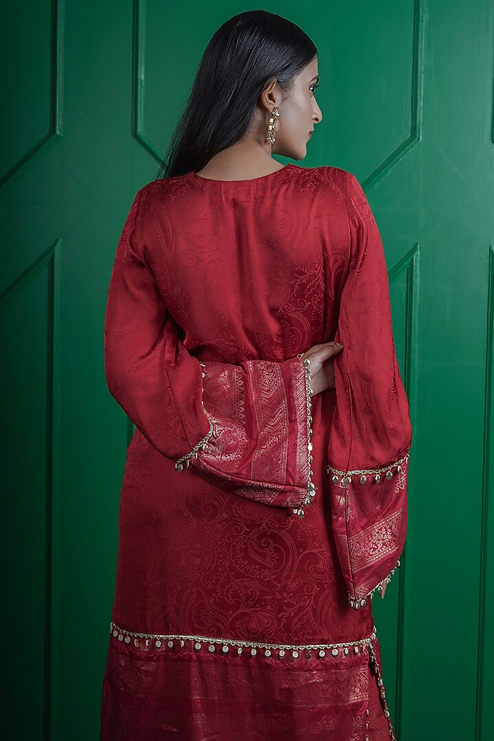 Red Hand Woven Kasab Silk Jacquard Kurta Set by ARJE India at Pernia's Pop Up Shop