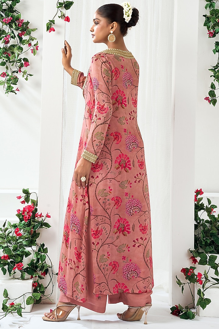 Pink Tabby Floral Printed Kurta Set by ARJE India at Pernia's Pop Up Shop