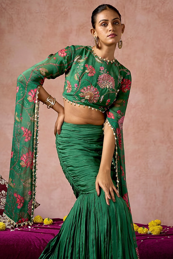 Green Cotton Silk Fish-Cut Skirt Set by ARJE India at Pernia's Pop Up Shop