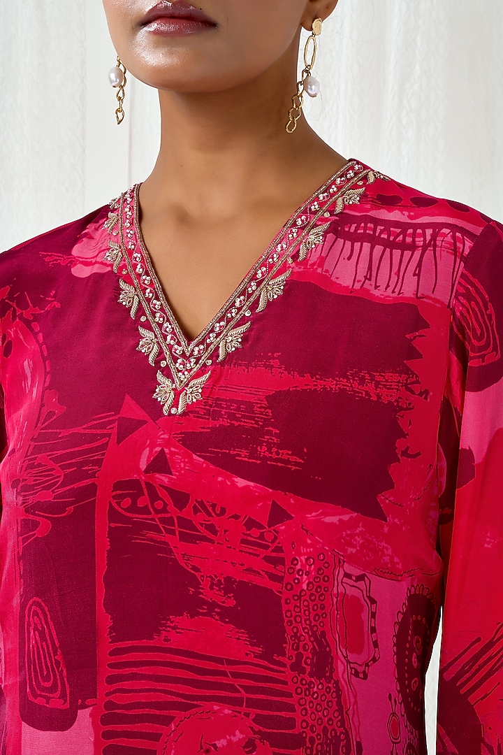Red Natural Crepe Abstract Printed Kaftan by ARJE India at Pernia's Pop Up Shop