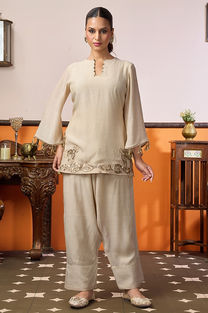 Beige Cotton Silk Patchwork Kurta Set by ARJE India at Pernia's Pop Up Shop