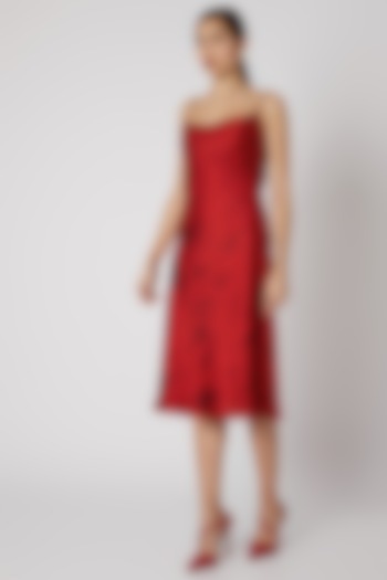 Red & Black Tie-Dye Slip Dress by Aroka