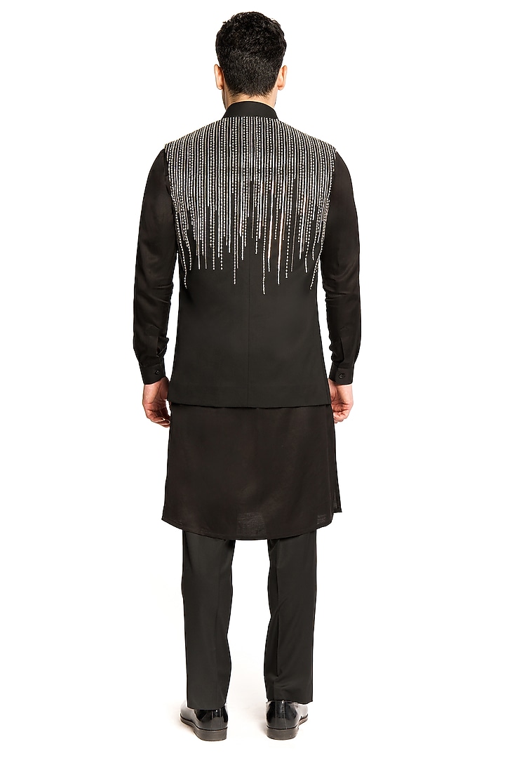 Black Linen Silk Sequins & Cutdana Embroidered Bundi Jacket Set by Arjuun Kilachand at Pernia's Pop Up Shop
