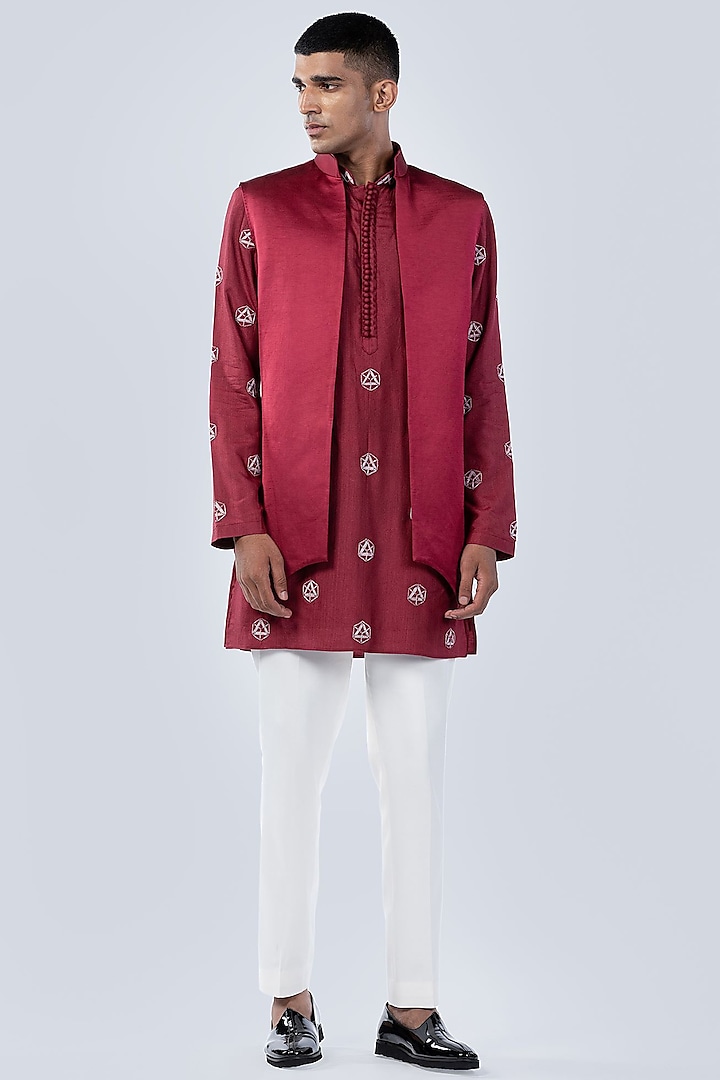 Maroon Silk Bundi Jacket Set by Arjuun Kilachand