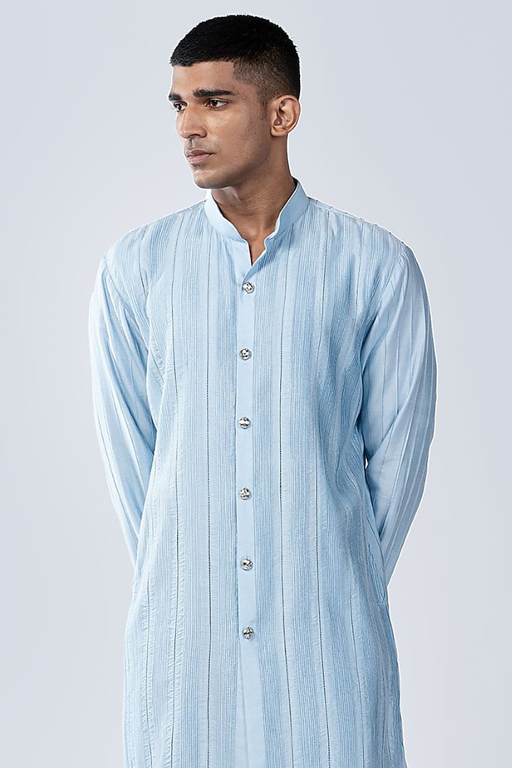 Frozen Blue Silk Pintuck Kurta by Arjuun Kilachand at Pernia's Pop Up Shop